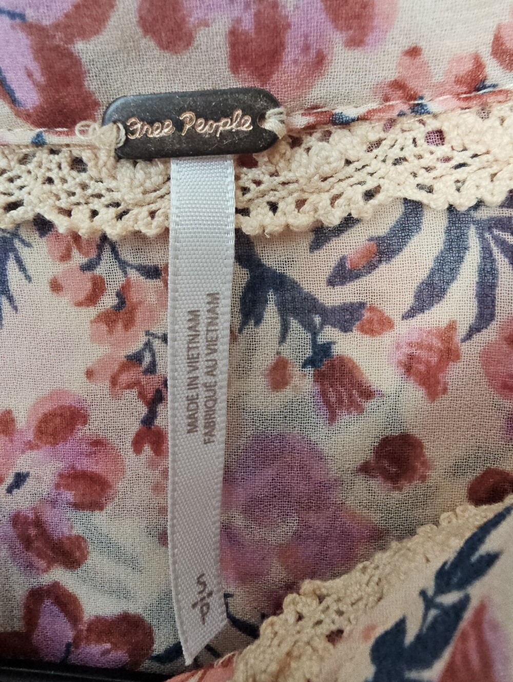 Free People Hold On To Me Coral Floral Blouse Size Small - Picture 10 of 11